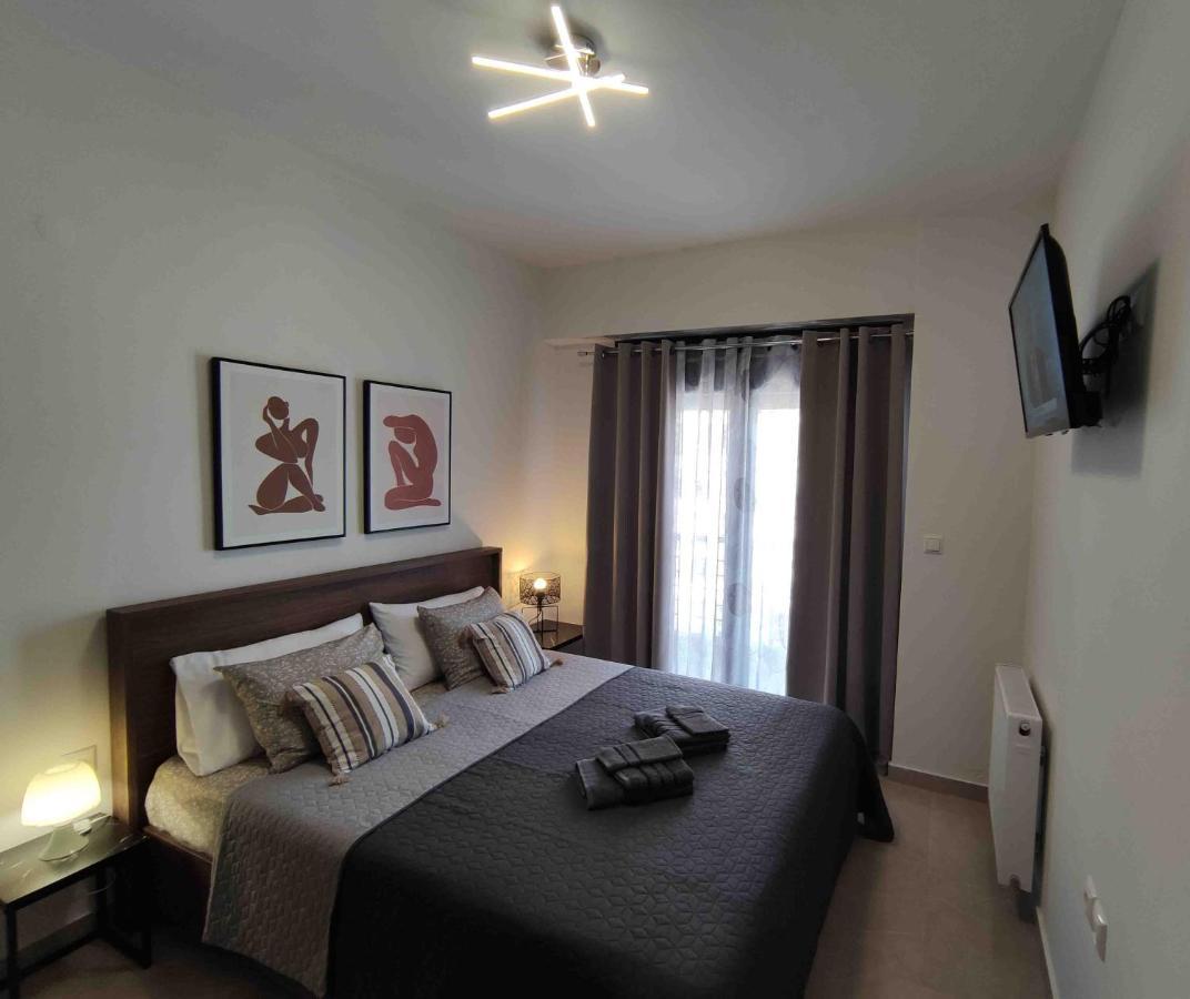 Grey Swan - Modern & Stylish Apartment With Private Parking Volos Luaran gambar